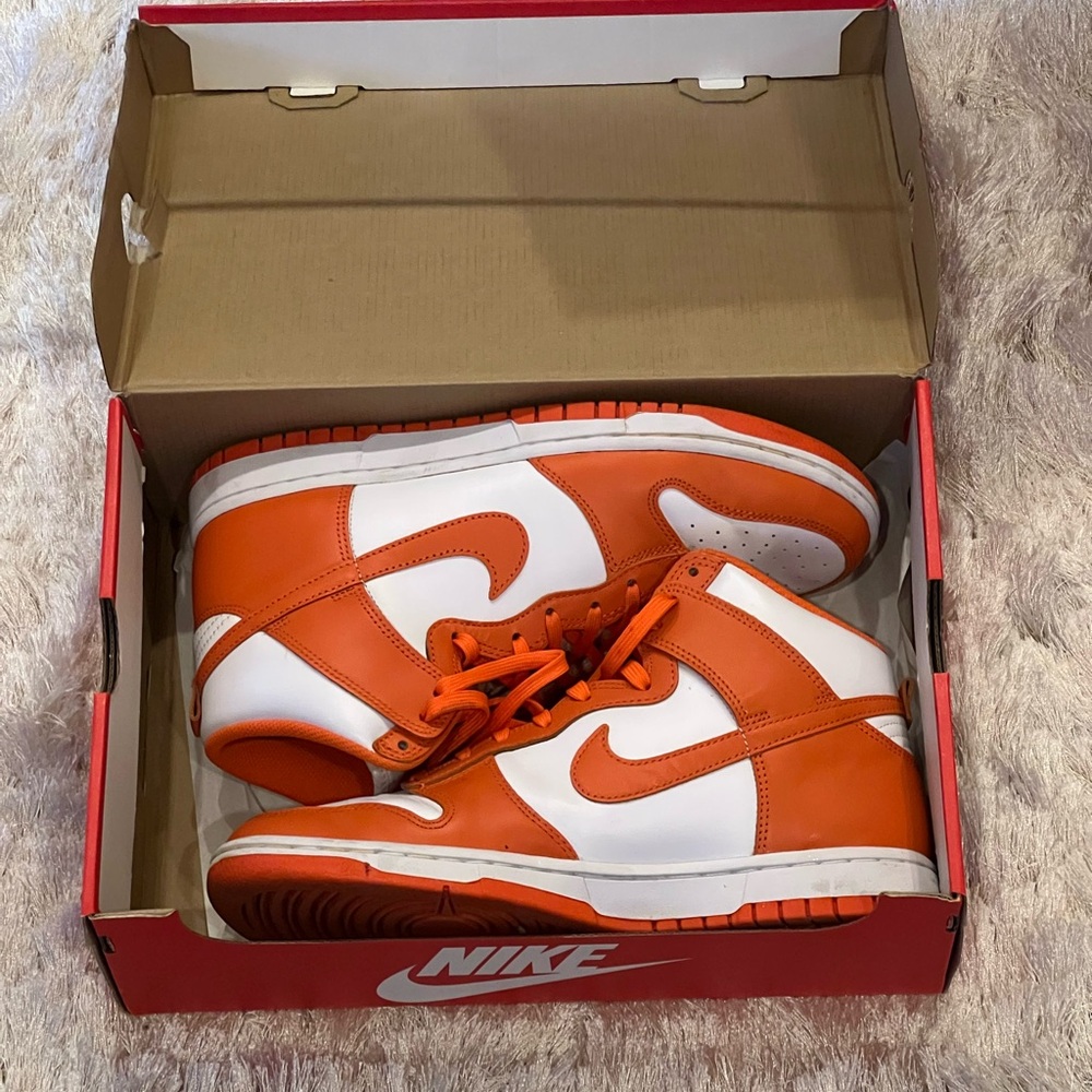 NIKE DUNK HIGH 'SYRACUSE'